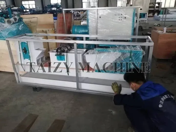 iron frame packaging for corn grinding machine