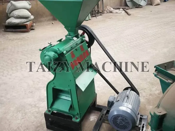 Máquina Descascadora de Milho Pequena de Operação Simples 1 a máquina de descascar milho para descascar trigo, arroz e milho