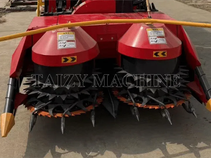 feeding & cutting system of corn silage harvesting machine
