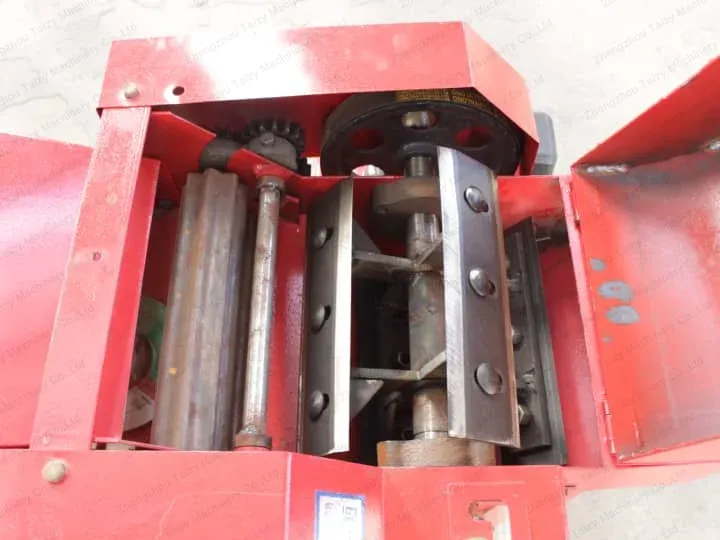 Small Chaff Cutter Machine For Cattle Feed Preparation 4 blades of green forage chopper