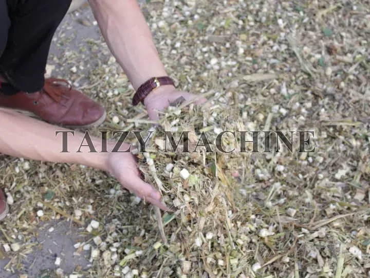Forage Chopper For Silage Stalks Cutting 3 dry stalk cutting effect