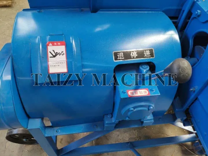 Forage Chopper For Silage Stalks Cutting 14 gear lever of corn stalk chopping machine