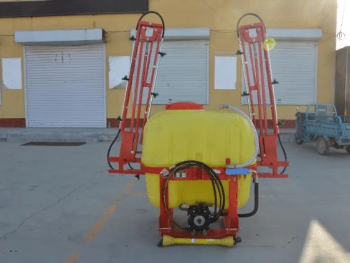 Corn Seeder Machine Help Nigerian Farms Develop Rapidly 4 mounted boom sprayer