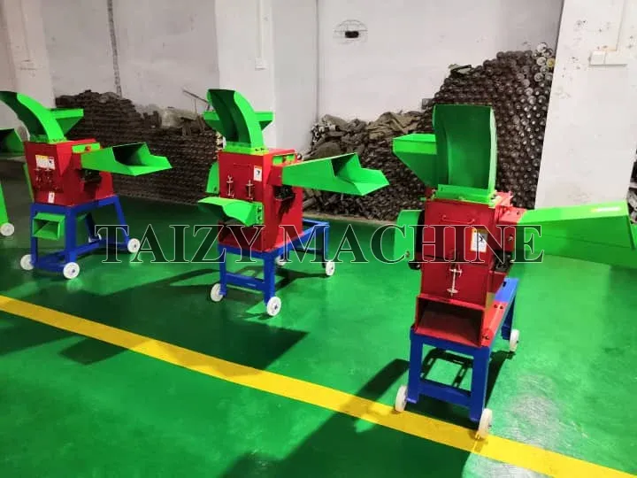 Multi-Functional Straw Shredder Corn Grinder 3 9ZR 500A chaff cutter machine in the factory