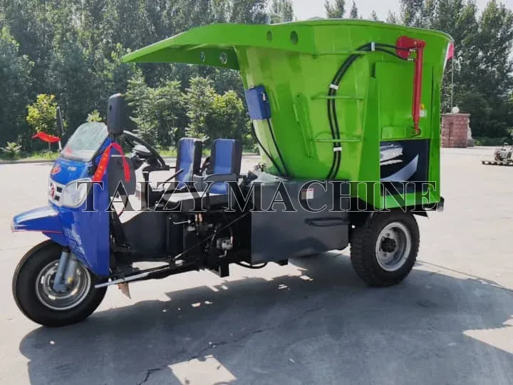 automatic silage feed distributor