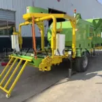 máquina de ensilar e embrulhar silagem