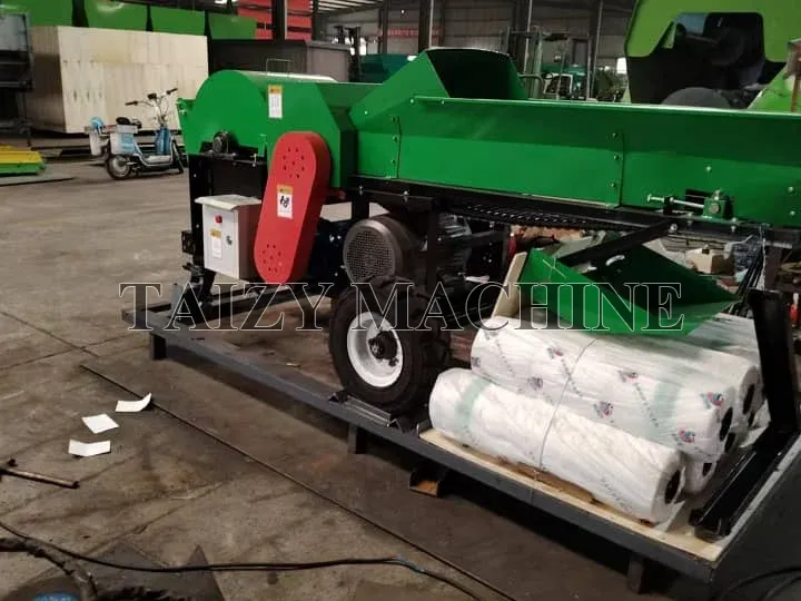 Tanzania Customer Invests In Baler Wrapper Combination 4 packaging of silage cutting machine