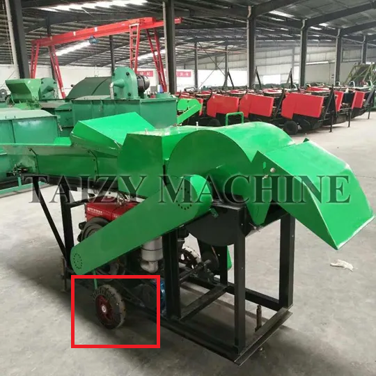 The standard-type small tires typically equipped on the machine.