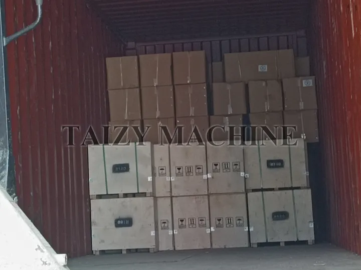 Maize Corn Sheller Machine for Fast and Efficient Kernel Separation 7 the loading of maize threshing machine