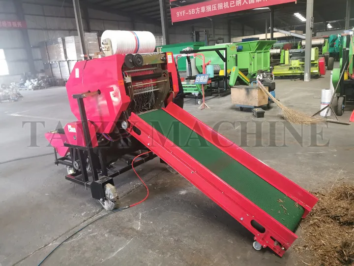 round baler with wrapper