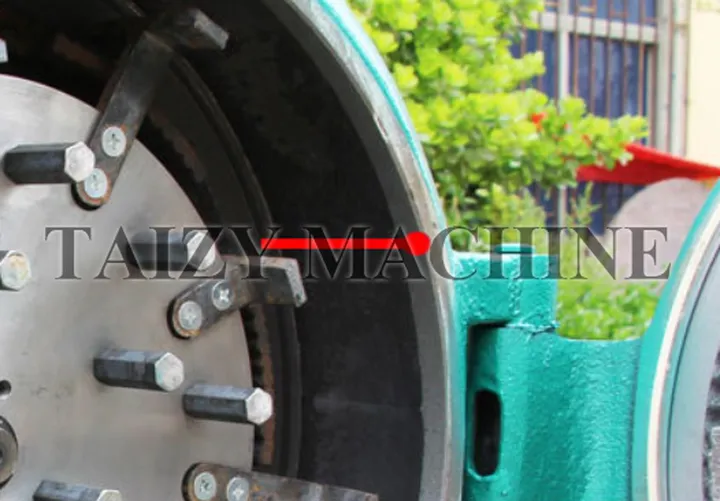 Toothed-Claw Type Graining Mill for Farmers and Processing Workshops 4 thickened body